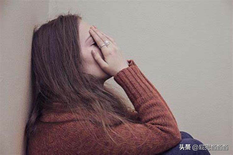 我一个月只赚3000，老婆却要买5000的包，知道真相后我承认我错了