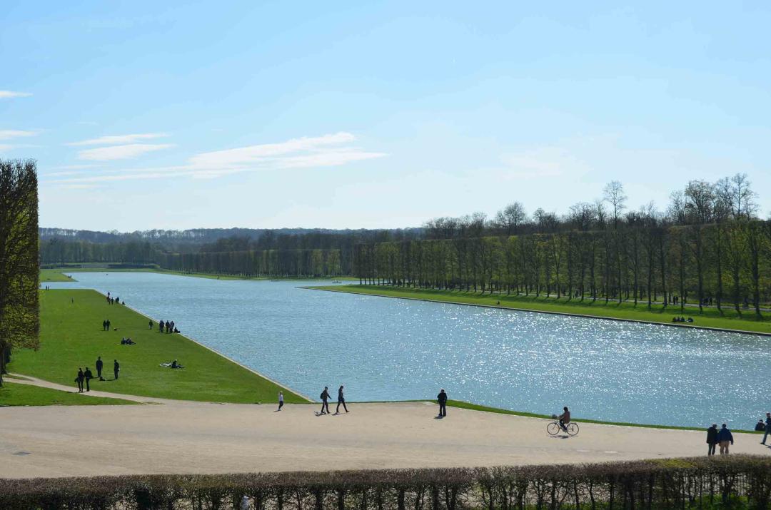 凡尔赛宫的园林,凡尔赛宫花园面积