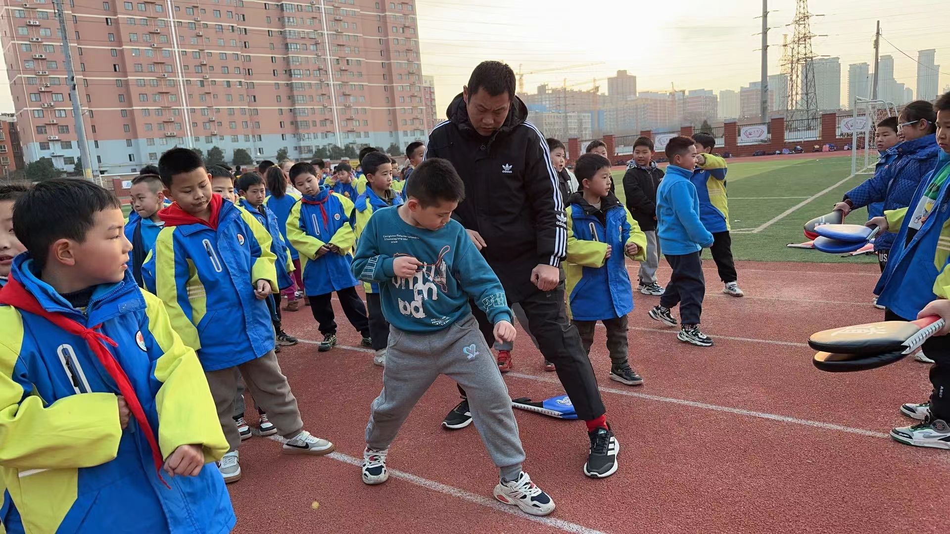 魅力社团展风采多元培养促发展,渭南市高新区教育文体局