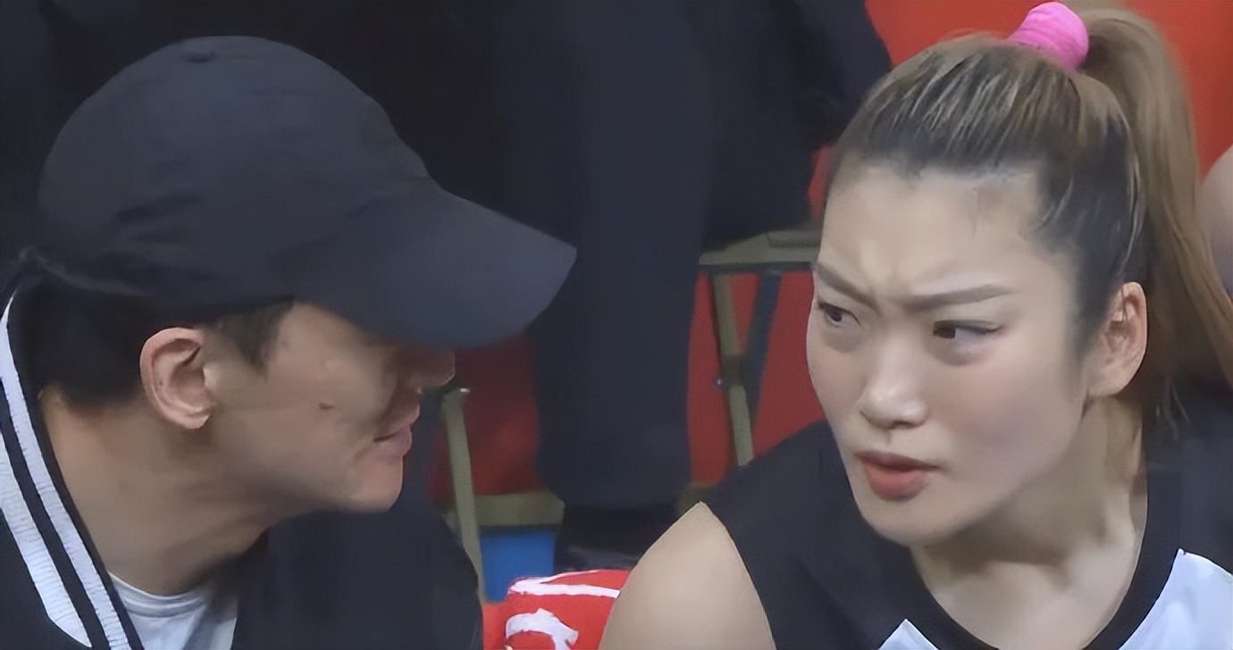 逗妹吐槽新浪体育,逗妹吐槽视频