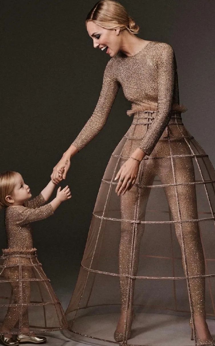 宇宙时尚博主被质疑衣品？！网友吐槽：她的穿搭我真看不懂…