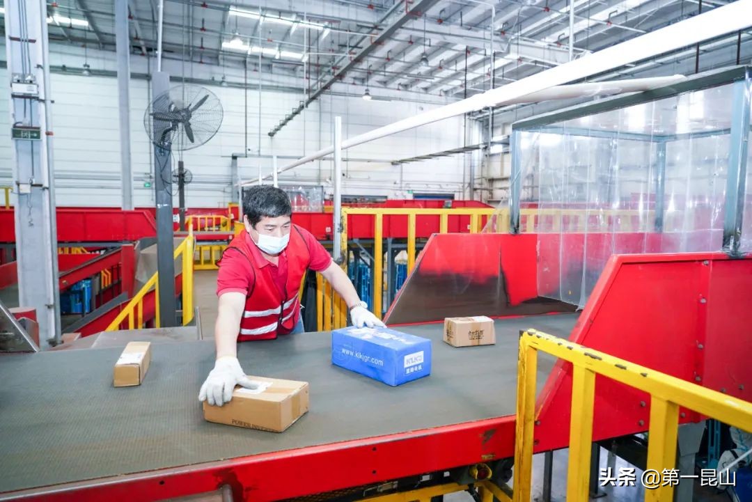 邮政韵达中通圆通寄快递多少钱,顺丰韵达邮政哪家快递最便宜