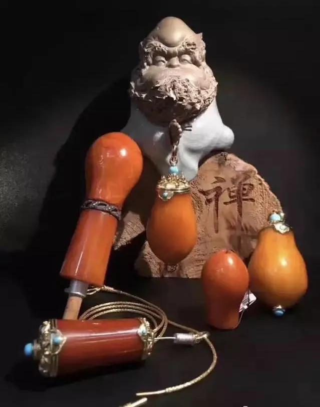 琥珀为什么出现冰裂纹,琥珀蜜蜡为什么会发光