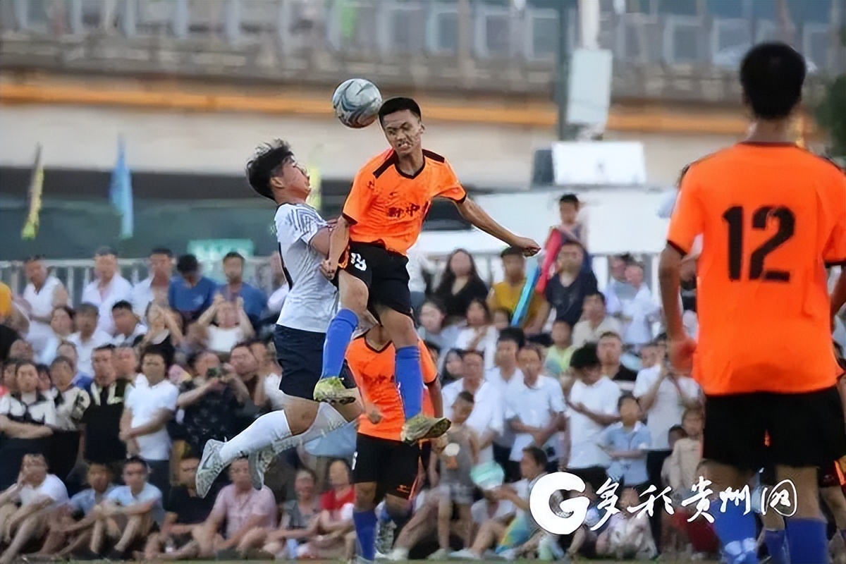 村BA后村超再次霸屏!木匠、瓦匠、肉摊老板的纯粹足球打脸了谁?