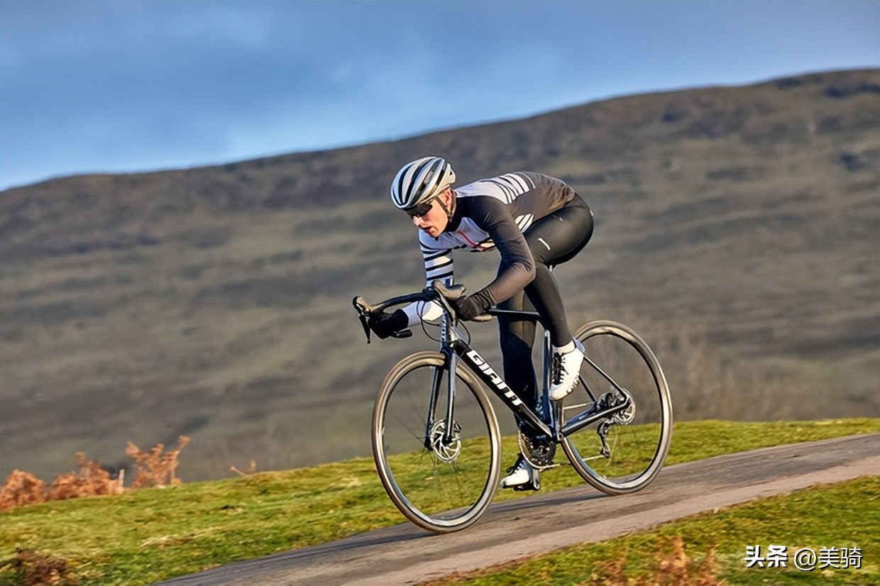 外媒评测2021年最佳公路车,最具有性价比的入门公路车