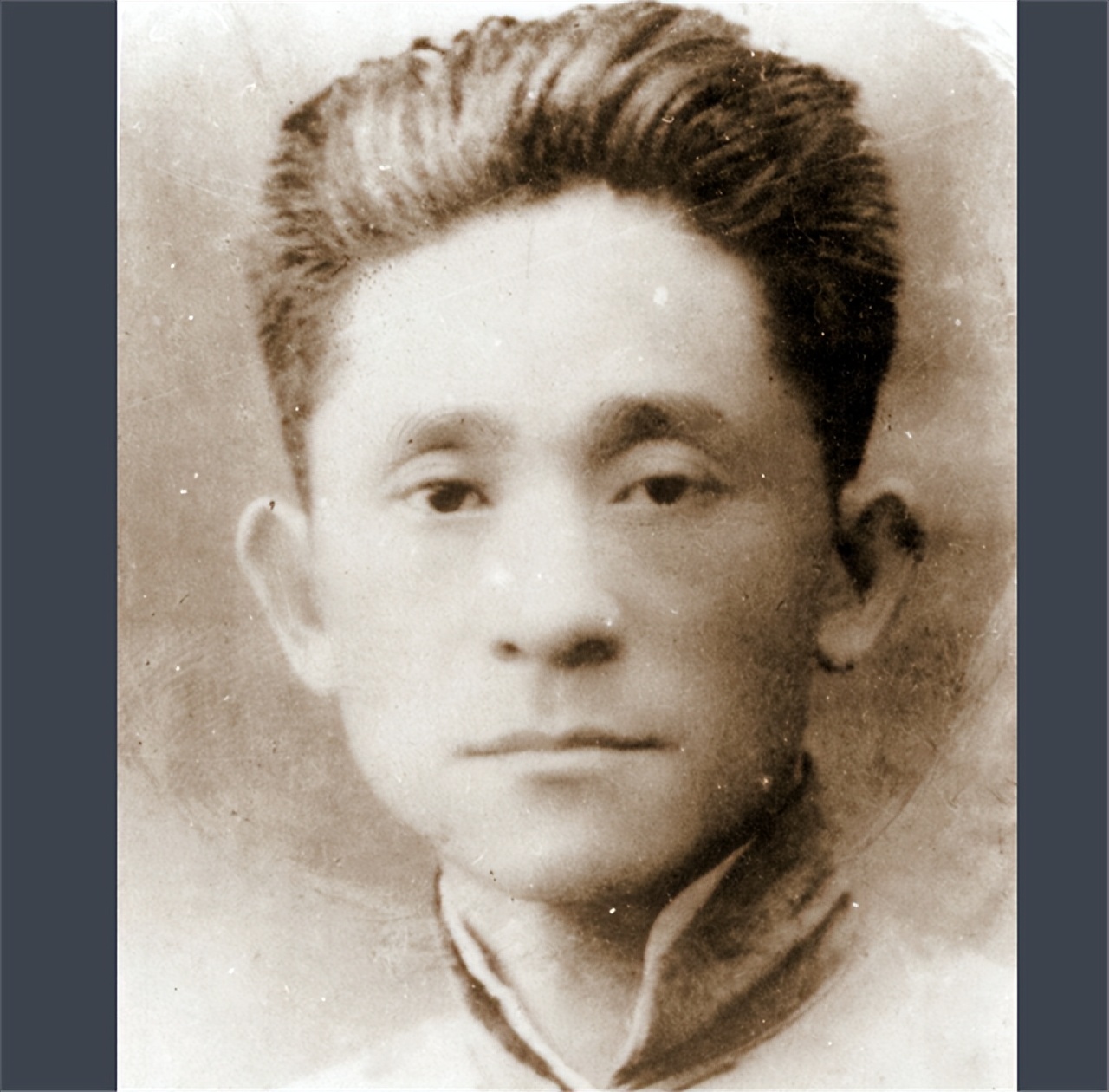 张露萍潜伏戴笠身边,档案潜伏在戴笠身边的张露萍