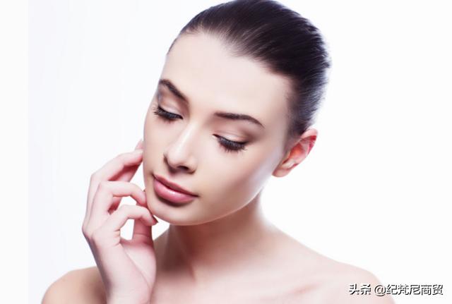 脸皮肤敏感遇热发红怎么办,皮肤敏感脸蛋泛红是什么原因