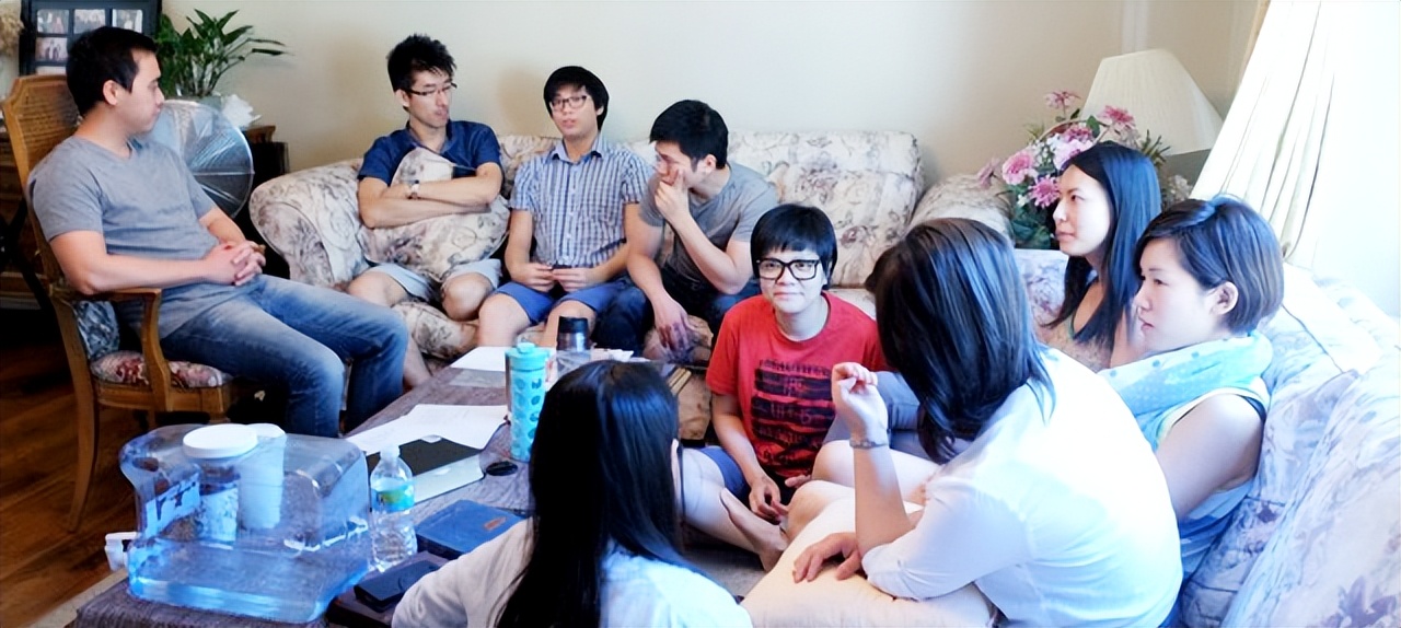 就10招搞定你的社交障碍,不会来事的人怎么做销售