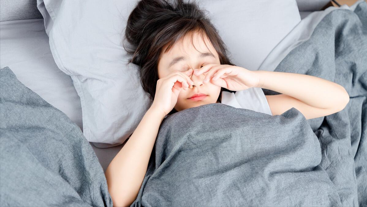 八岁女孩儿被附身,八岁小女孩鬼魂附体的秘密