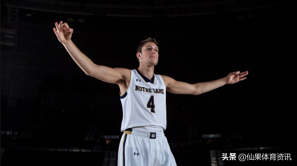 湖人马特莱恩压哨三分绝杀时刻,湖人绝杀森林狼马特莱恩