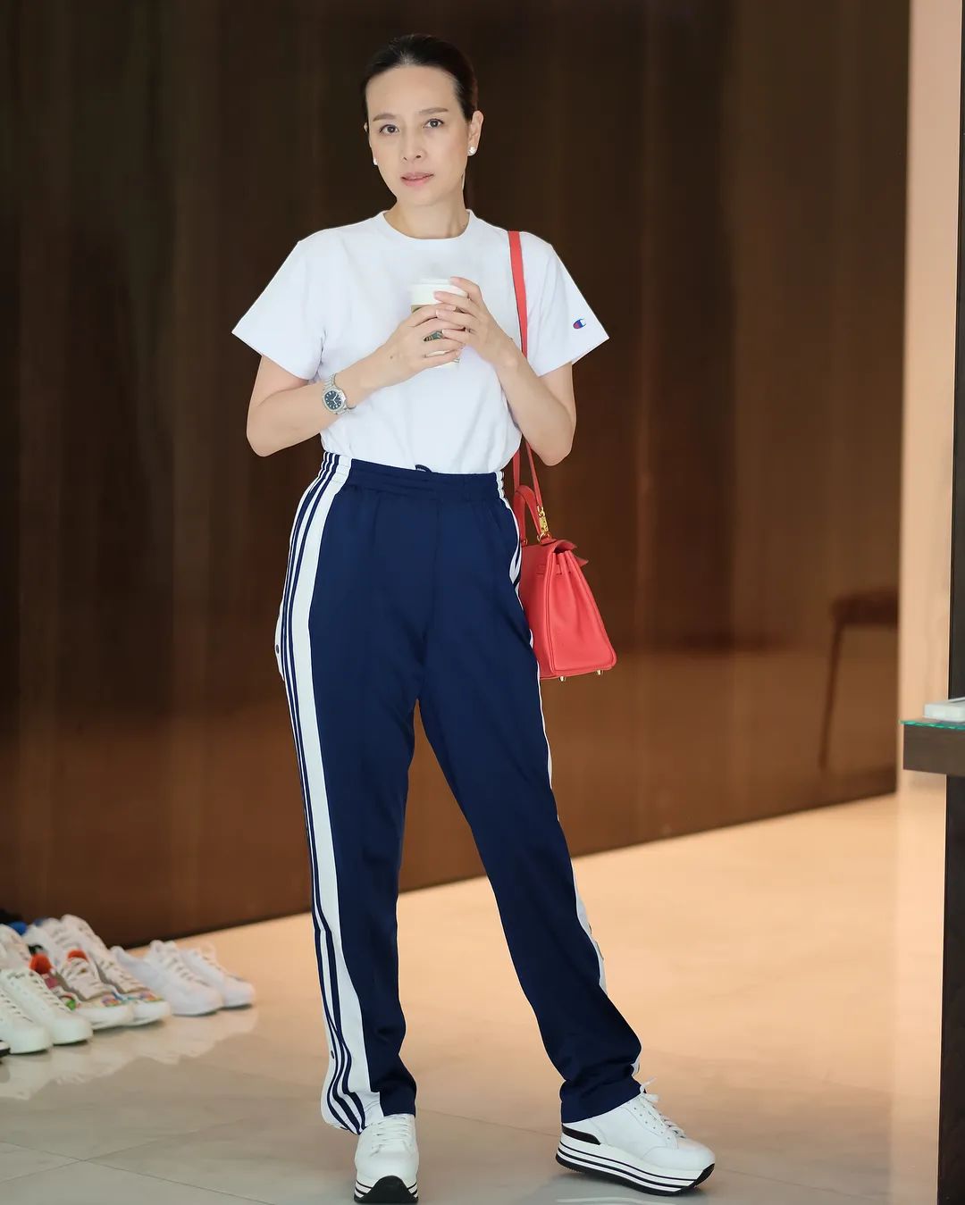 贵妇鄙视链,贵妇炫耀爱马仕包