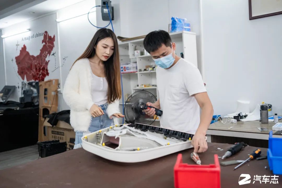 平安夜吃一口苹果就可以吗,平安夜吃个红红火火的大苹果