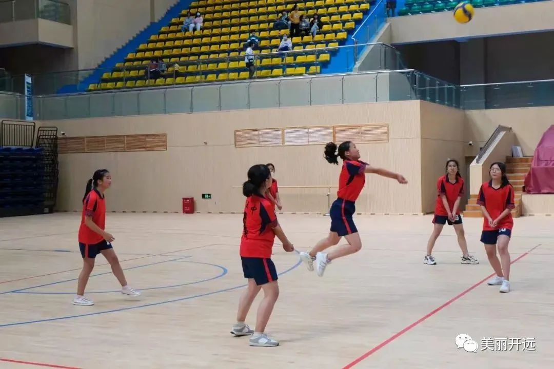 来30℃的开远挥洒汗水！《人民日报》点赞开远体育运动