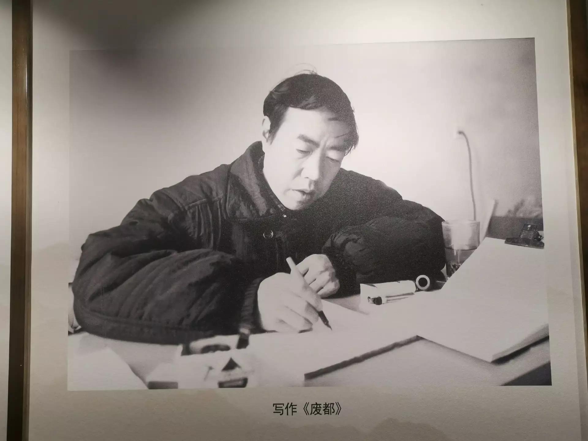 读懂了《皮囊》就知道,肉体是用来给灵魂折腾的,不是用来伺候的