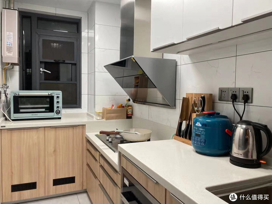 蒸箱烤箱空气炸锅哪个实用一些,空气炸锅和烤箱哪个更适合家用