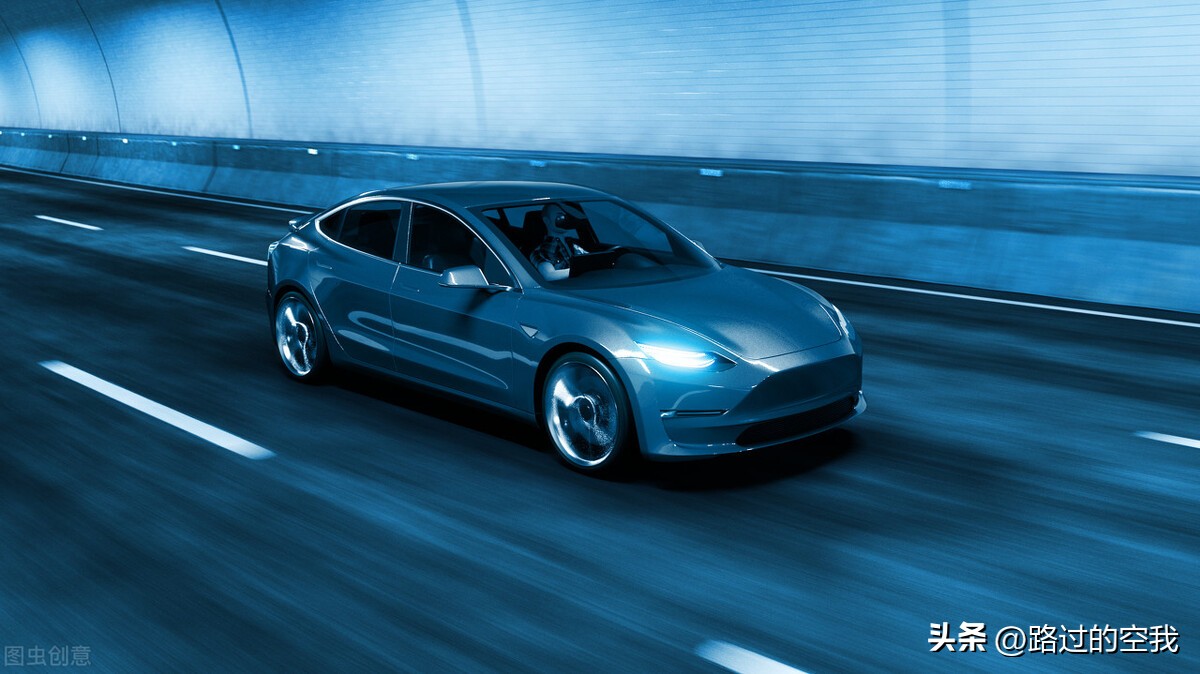 新手买车买轿车还是买suv,十万左右买车是轿车还是suv