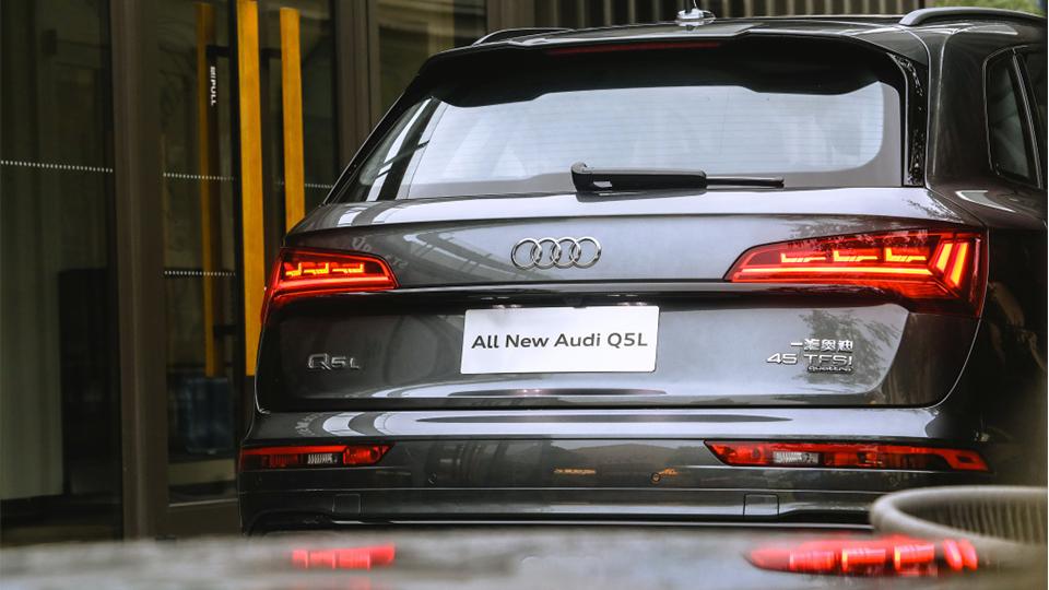 奥迪q5l哪年的最值得买,曾经辉煌现在停产的汽车