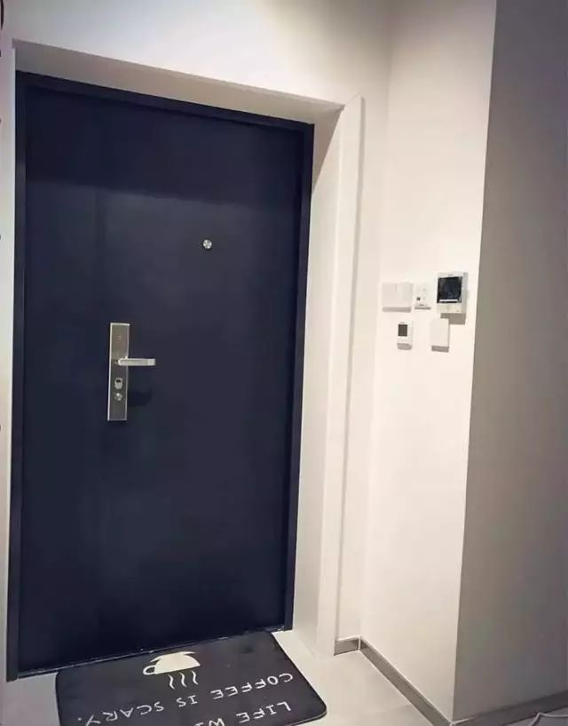 门套颜色与门不一样效果图,门套与门色差太大怎么办