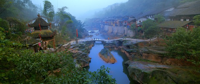 重庆至龚滩古镇三日旅游攻略自驾,重庆自驾游攻略2到4天去哪里好