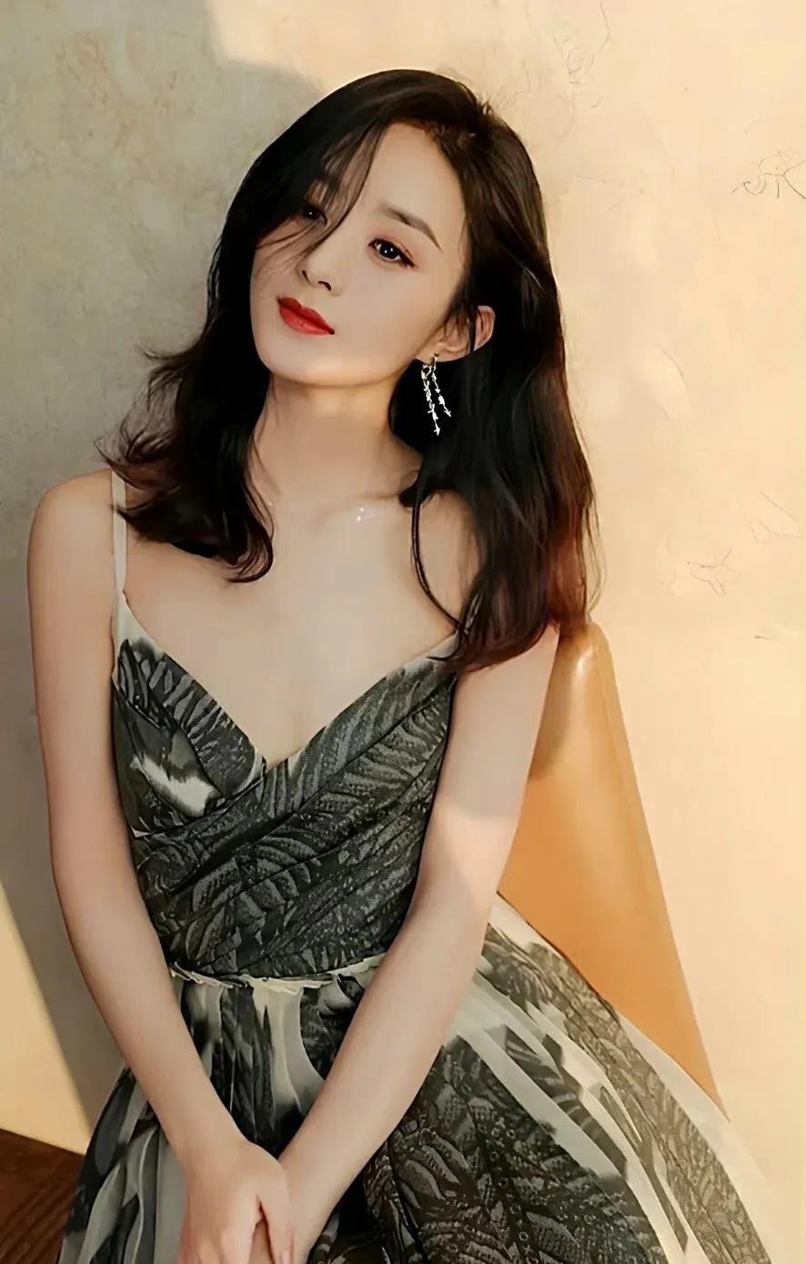 赵丽颖杨幂惊艳写真大片,魅力女神赵丽颖写真