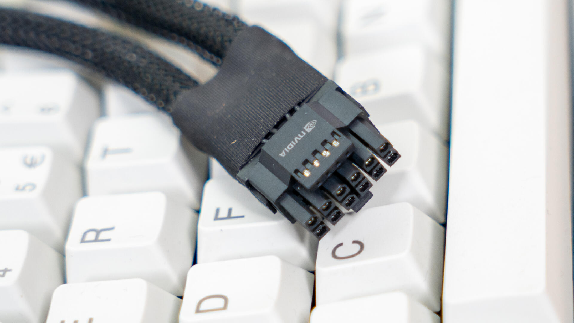 技嘉rtx4070ti魔鹰是什么级别,技嘉rtx4070ti魔鹰显存多大