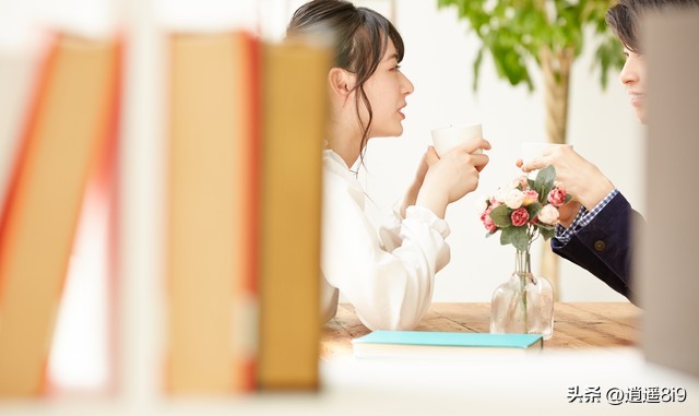 大学谈恋爱的男生有多穷,为什么男生一谈恋爱就很傻