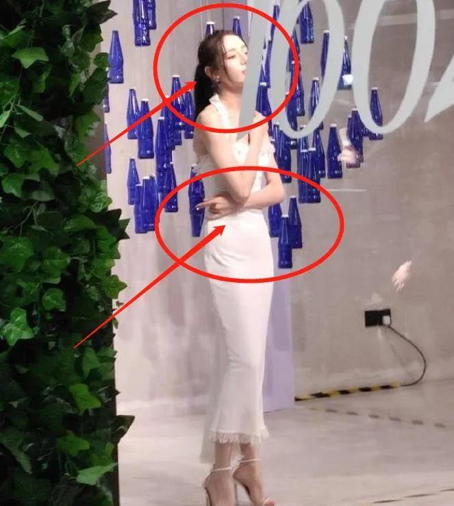 热巴露肩露腰,热巴为什么不露细腰