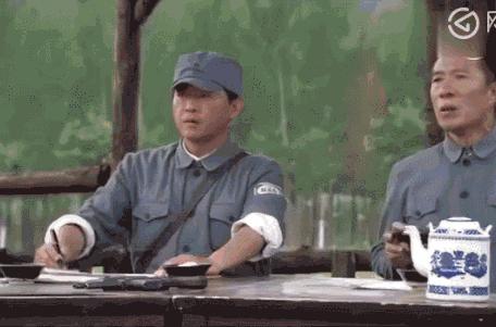 盘点雷人的抗日剧跟鬼子单挑,雷人抗日神剧盘点裤裆藏雷