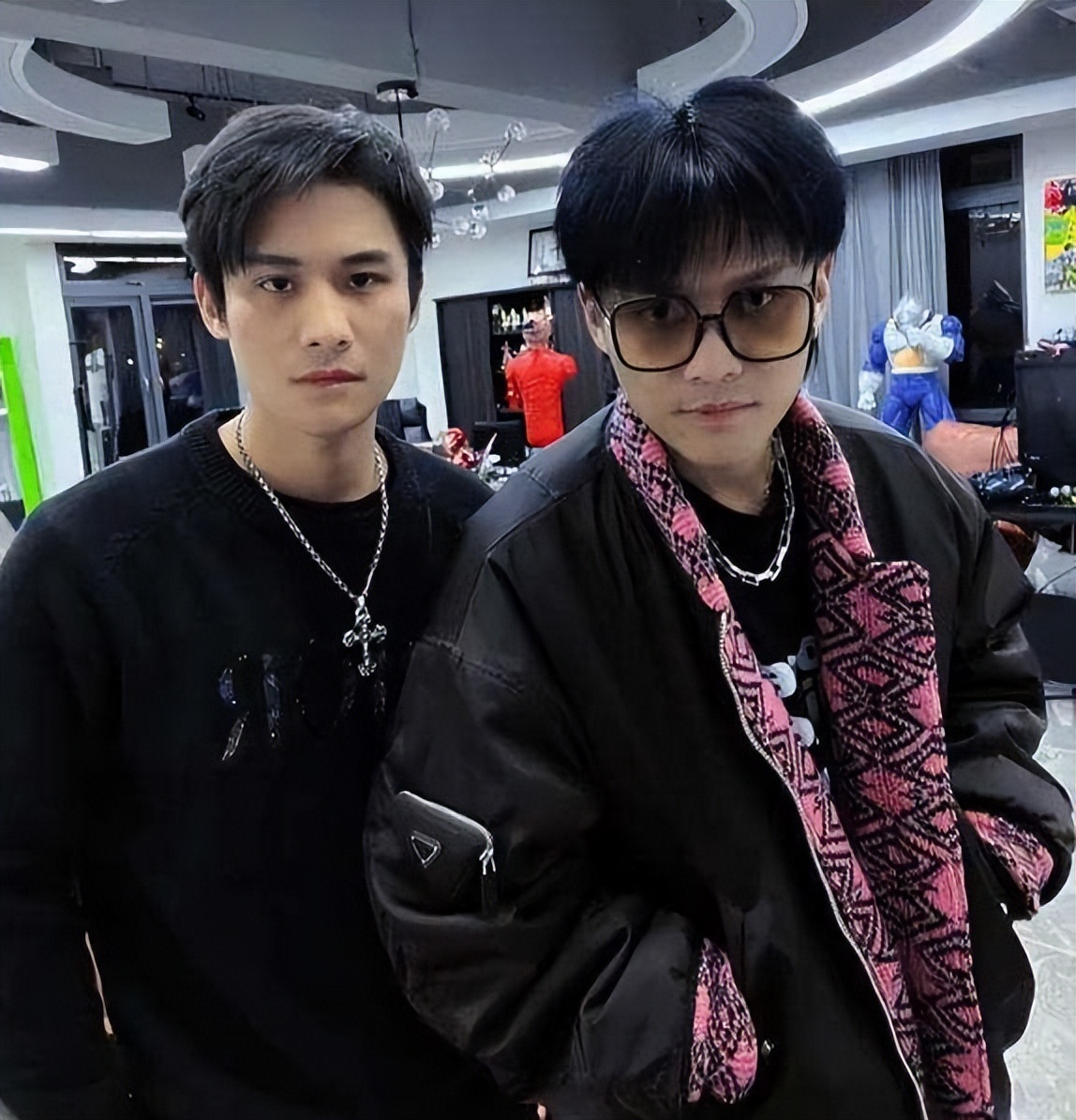 王海打假小杨哥全过程,王海打假小杨哥卖了多少钱商品