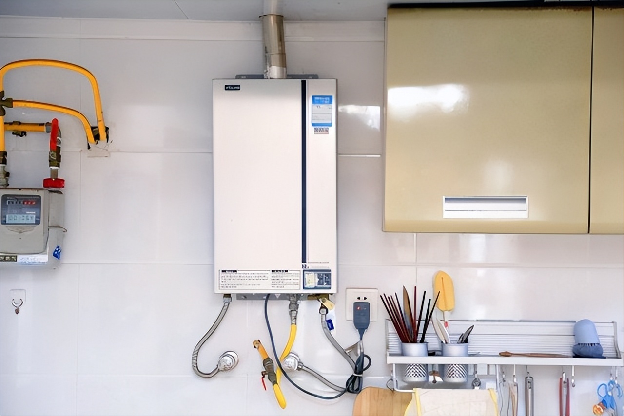 燃气热水器如何安装最省钱,如何安装燃气热水器最佳方法