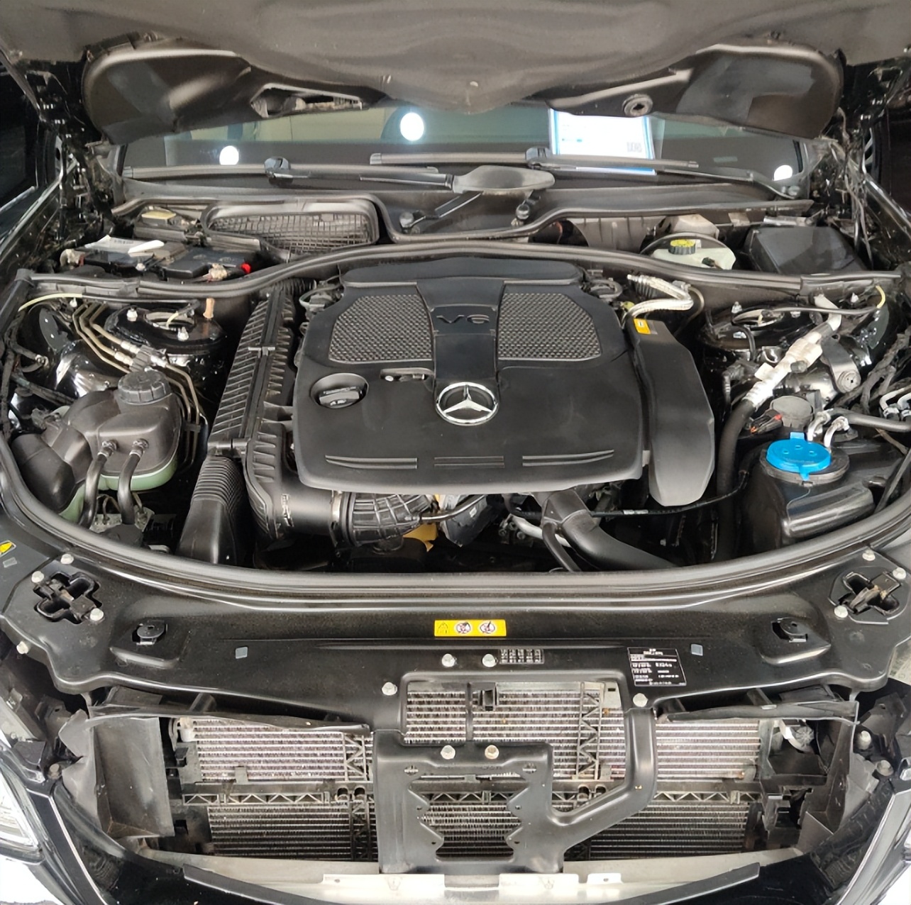 试驾奔驰s350有档次吗,十多年奔驰s350值得买吗