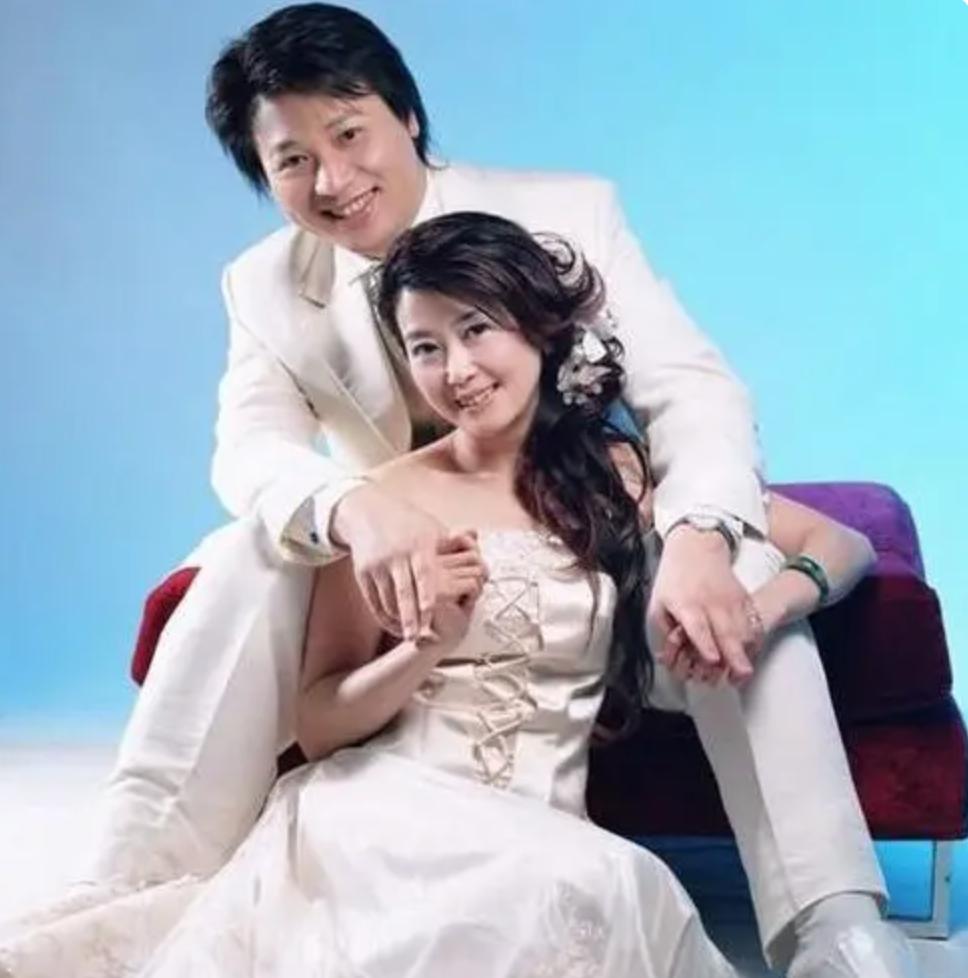 37岁女星爆料前夫出轨,女明星出轨前夫再爆料