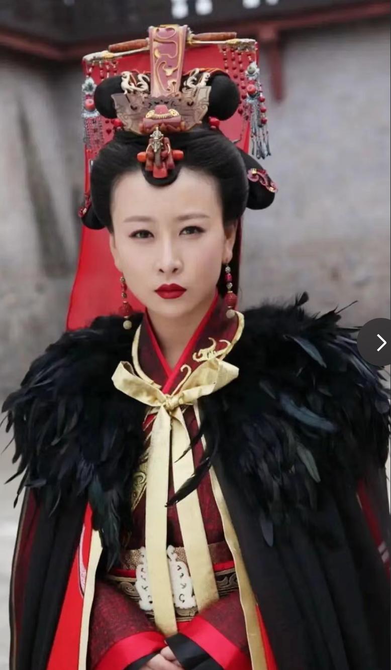 女星毛俊杰,从演员到资本大佬女明星