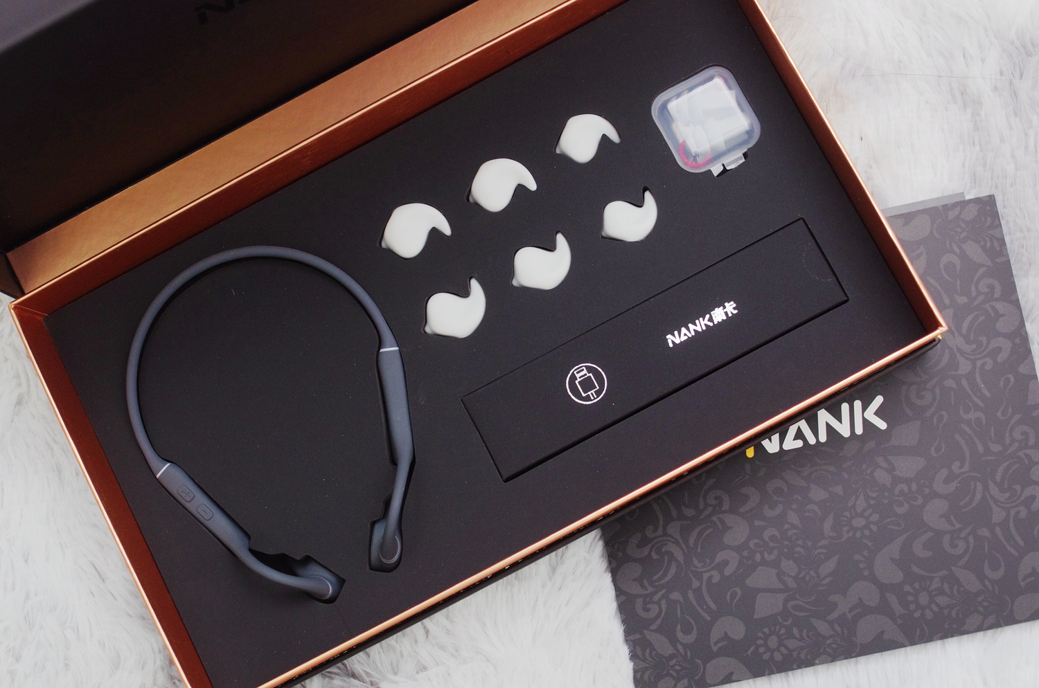 有容乃大的iPhone14Pro1T配件怎么买？超越“原厂”就对了