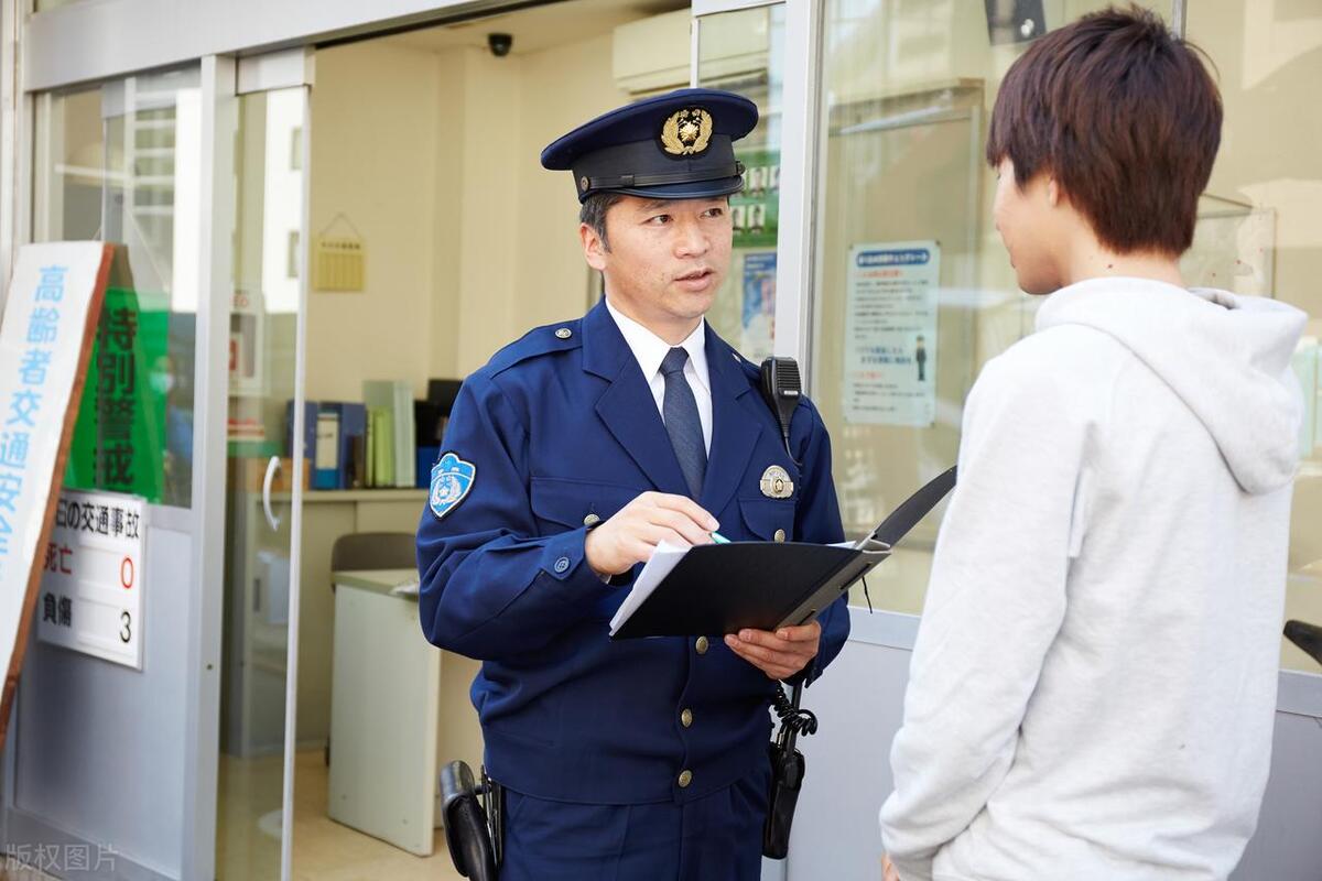 2005年女职工把包工头骗上床还以介绍他儿子进军校为名骗了他37次