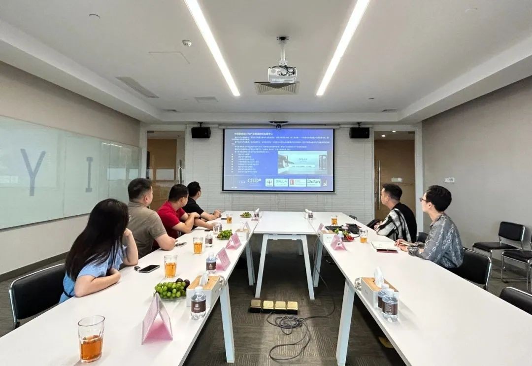 鍗庤壓鐓ф槑鏄笂甯傚叕鍙稿悧,鍗庤壓鐏叿鎷涘晢鍔犵洘