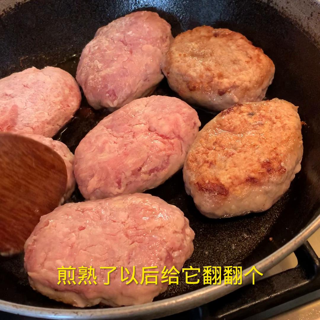 俄罗斯婆婆家庭版的土豆泥和肉饼@抖音海外热门