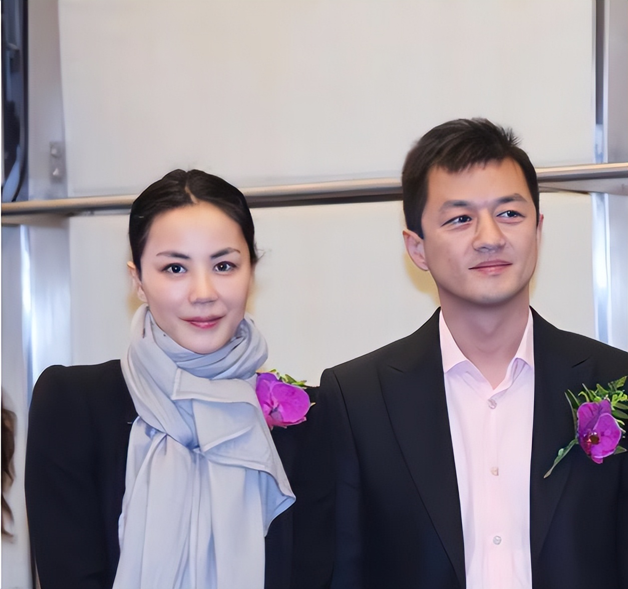 尴尬！著名作家痛批王菲谢霆锋：你俩未婚同居，容易误导青少年