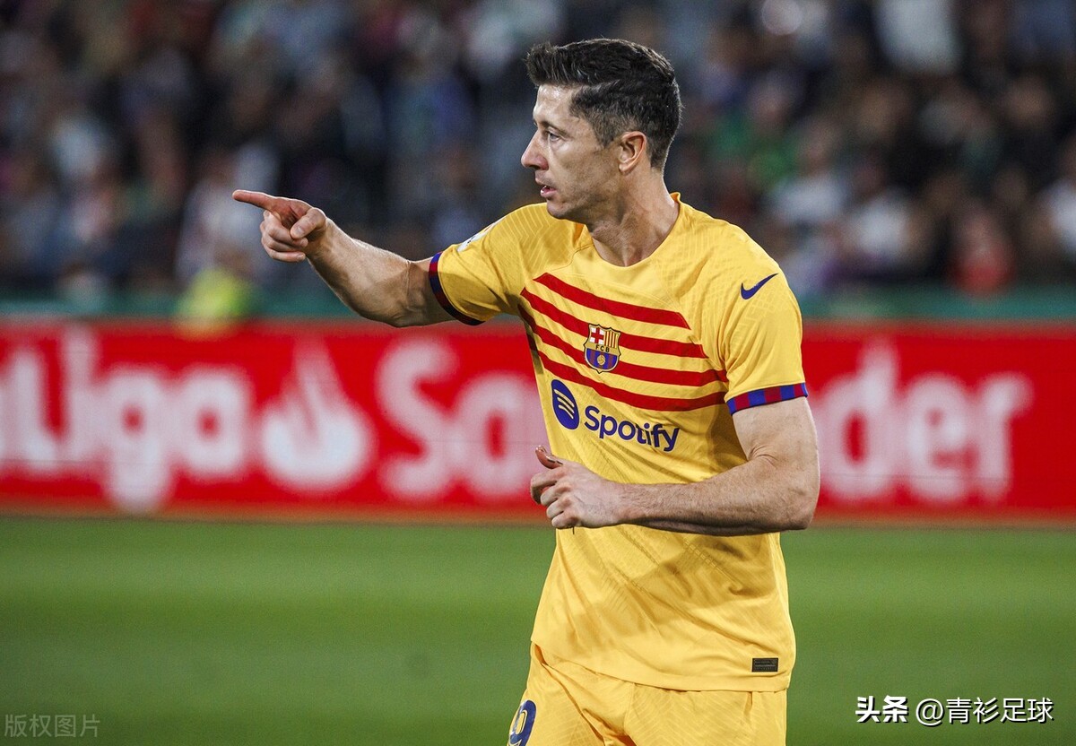 巴黎圣日耳曼球迷吹全场哨,法甲巴黎圣日耳曼梅西被嘘