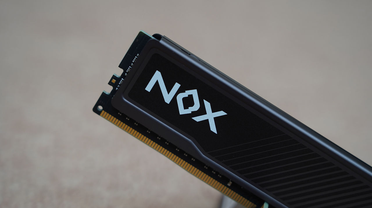 低调高频马甲条，宇瞻NOXDDR4400016G×2内存体验分享