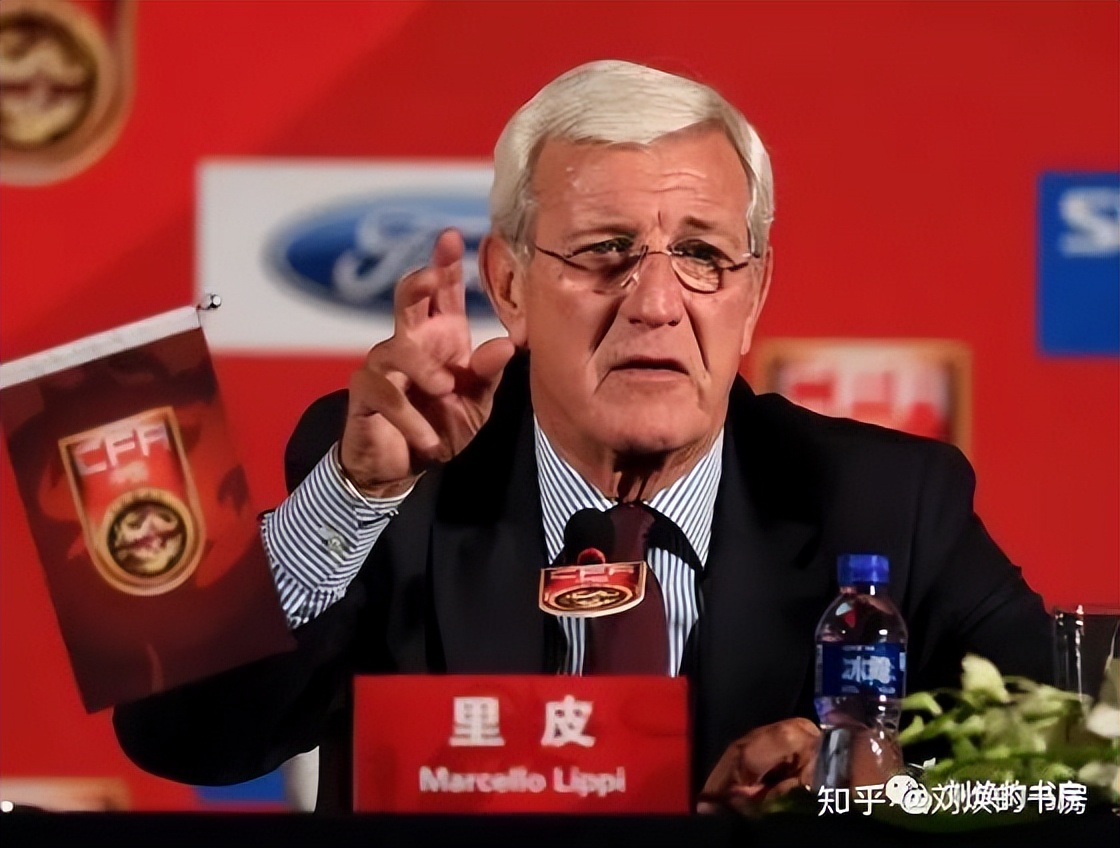 442、424、433，这些足球阵型是什么意思？