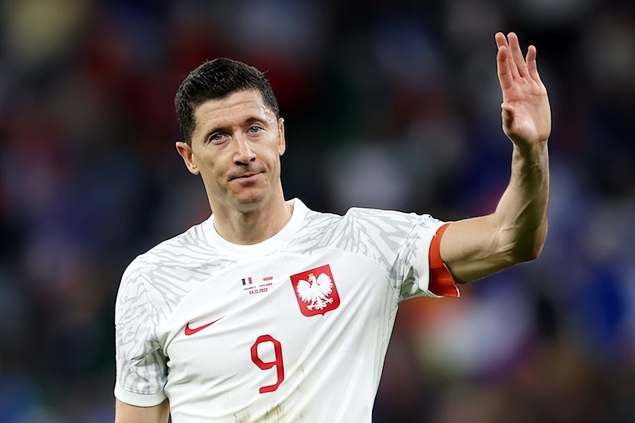 波兰“奇异哥”的4年奇异之旅，阿森纳新兵基维奥尔！