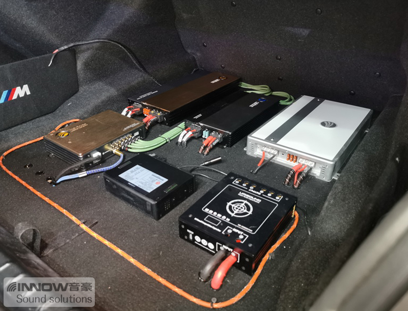 动人节奏上海音豪宝马5系汽车音响改装美国K牌双炮小金刚低音炮