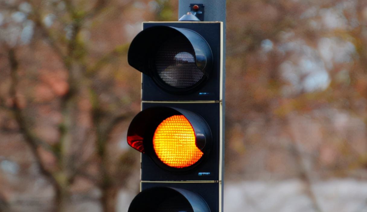 婢虫床瓒ｉ椈,婢虫床榛勭伅浜よ