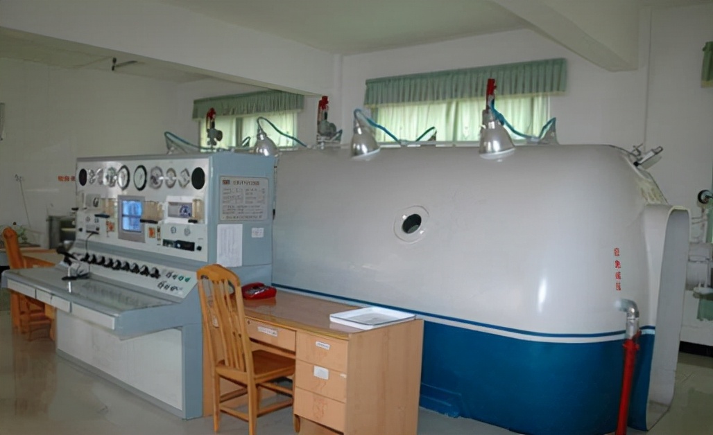 两夫妻一氧化碳中毒留8个孩子,夫妻洗澡双双一氧化碳中毒身亡