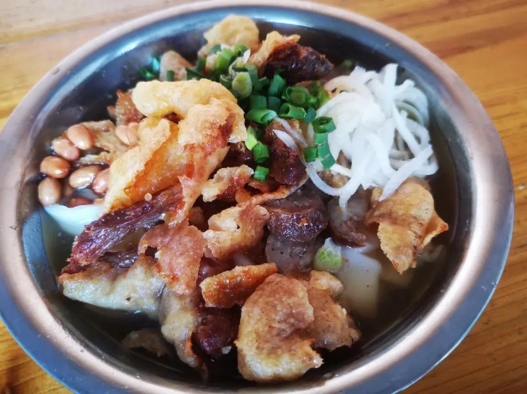 广西米粉好吃还是江西米粉好吃,广西柳州最出名的米粉叫什么