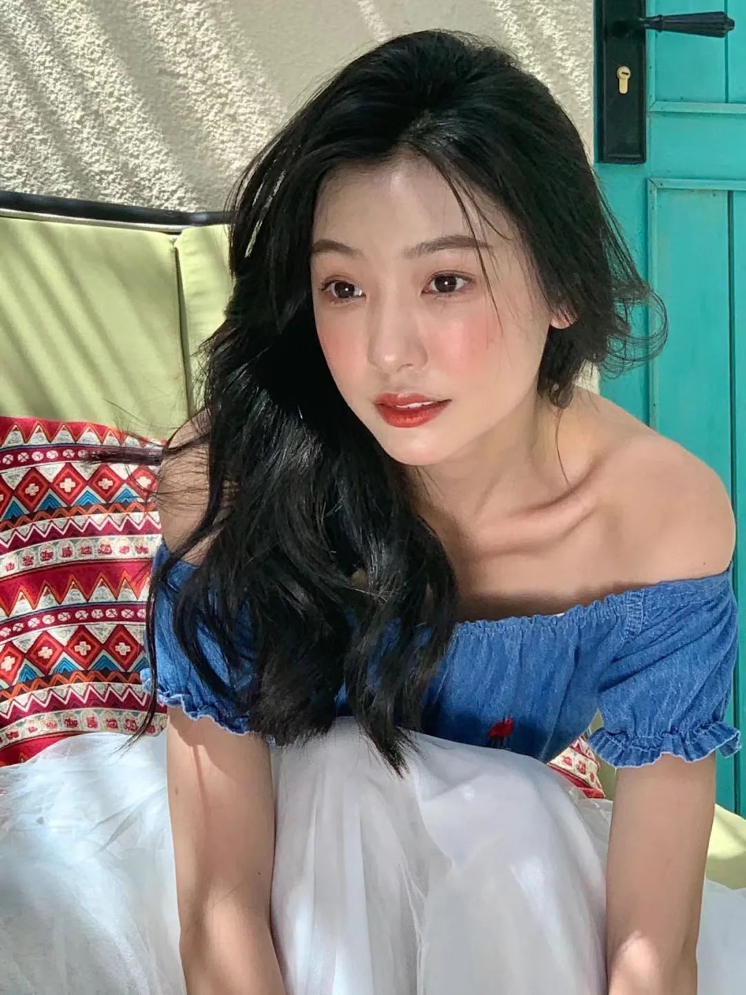 不上镜的女生怎么拍照好看,拍照不上镜怎么拍才好看