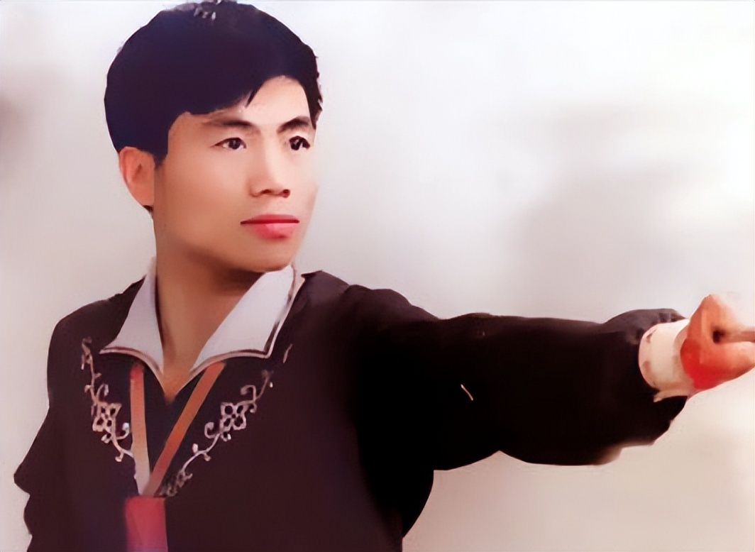 武大郎宋文华的老婆是谁,武大郎宋文华和夫人