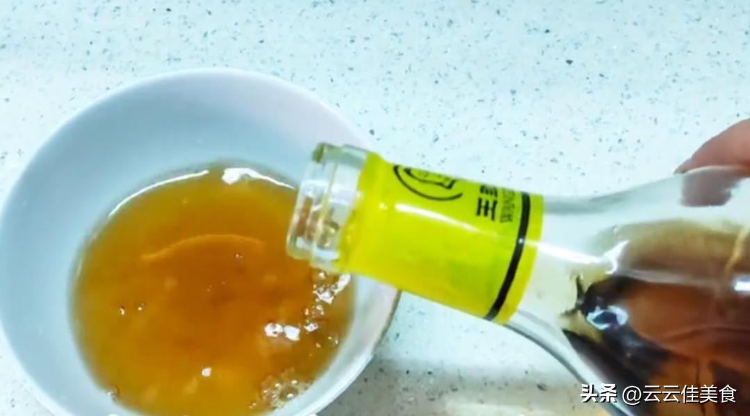 调肉馅的正确方法和技巧,调肉馅能放什么调料才使味道更好