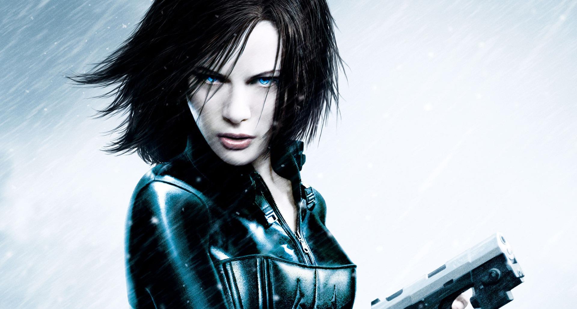 《黑夜传说》重启计划进展，惊悚影片《百慕大》更换导演